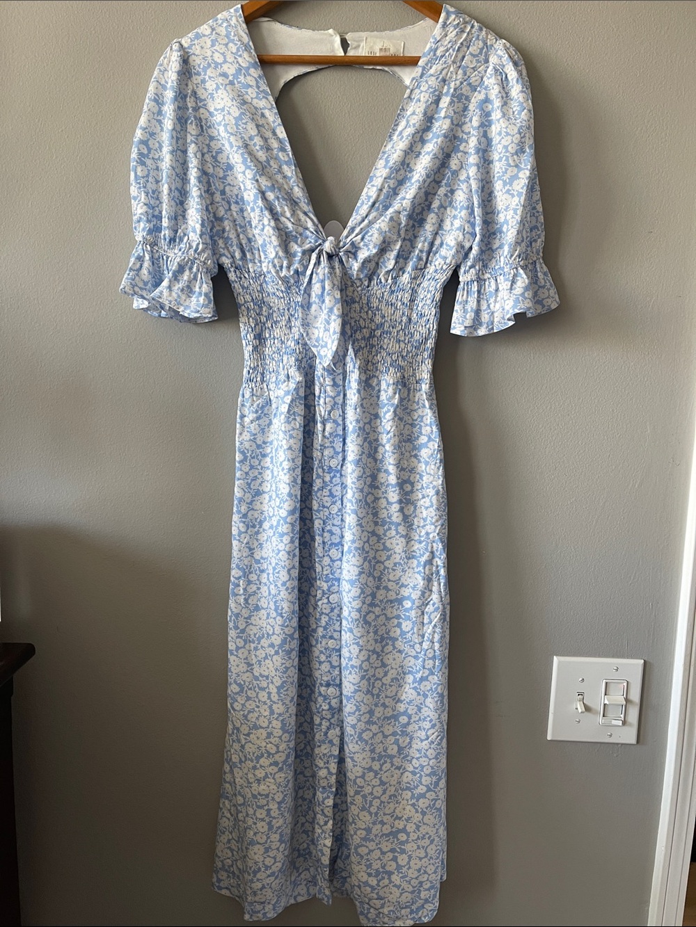Lost + Wander Cottagecore French provincial Tie Front Smocked waist Midi Dress